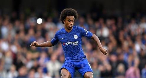 ويليان: أرغب في البقاء مع تشيلسي حتى عامي الـ40